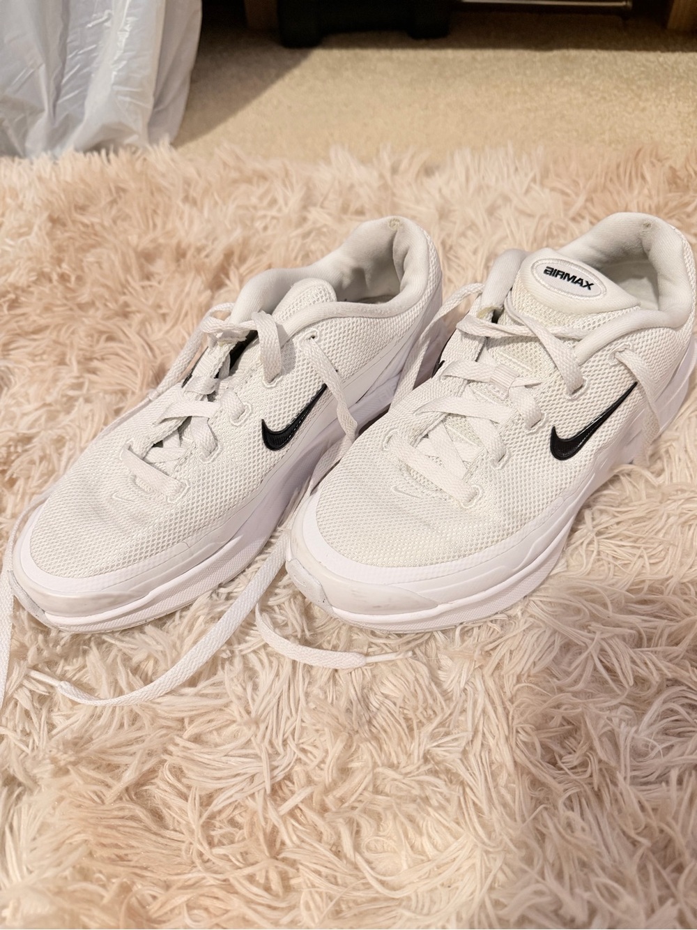 Nike Air Max BIA White/Black Sneakers Women’s 6.5